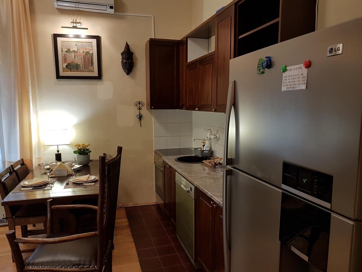 Classic Style Apartment Белград Экстерьер фото