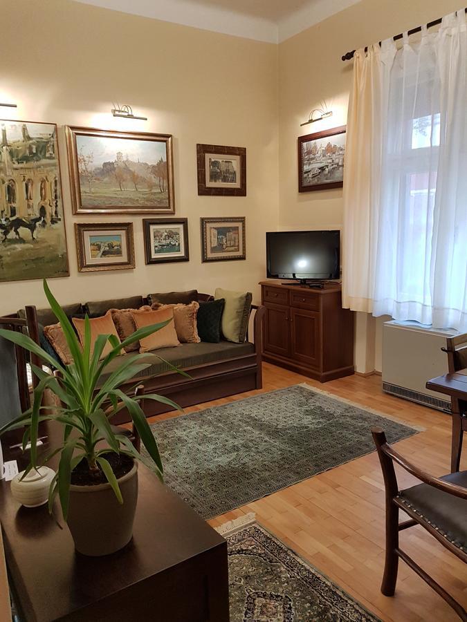 Classic Style Apartment Белград Экстерьер фото